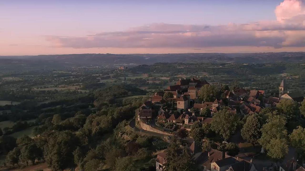 Hôtel le Cantou 354 Loubressac Extérieur photo